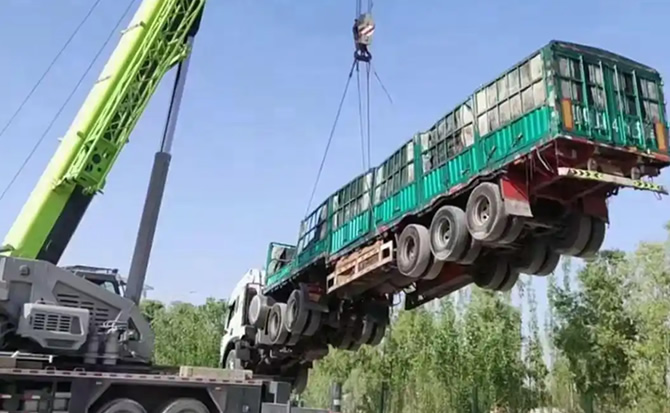 荷塘区道路脱困救援案例